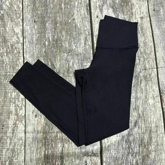 🩷 Lululemon Navy Leggings - Picture 1 of 5